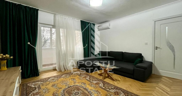 Apartament 3 camere, centrala proprie, zona Complexul stu...