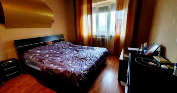 Apartament 3 camere, situat în Târgu Jiu, Aleea Teilor