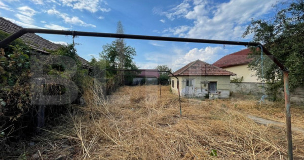 Teren intravilan de vanzare sau schimb, 705 mp, Targu Jiu