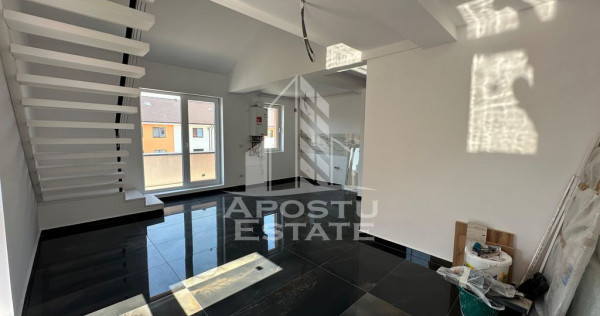 Penthouse cu scara interioara, 3 camere si 2 bai, disponi...