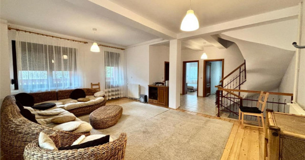 COMISION 0 Duplex 7 Camere Central Predeal