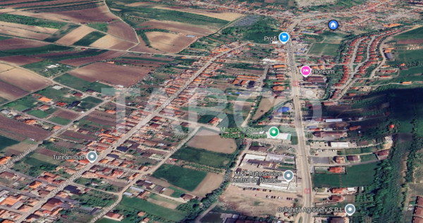 Teren intravilan de vanzare 4600mp deschidere 37m in Sura Ma