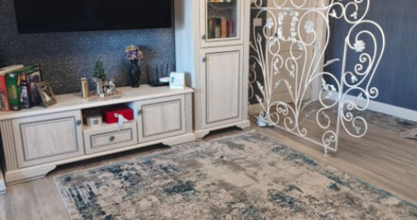 Apartament 2 camere, decomandat, 84mp, parter, Radauti