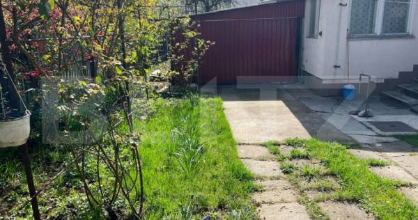 Casă tradițională de vanzare cu 3 camere, 877 mp, zona se