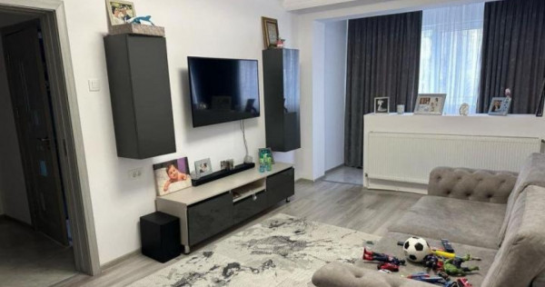 Apartament 3 camere de vanzare Constanta,zona Abator