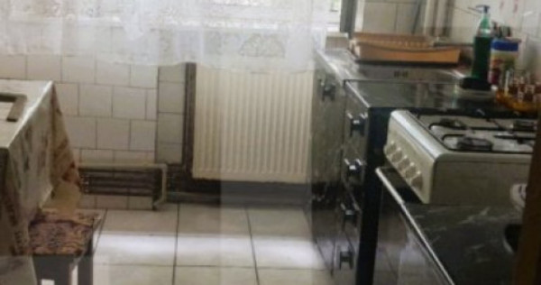 Apartament de vanzare, cu 2 camere, 62 mp, zona Podgoria