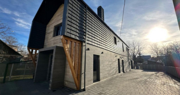 Spatiu comercial (Casa 6 camere) , zona centrala, 235mp, Rad