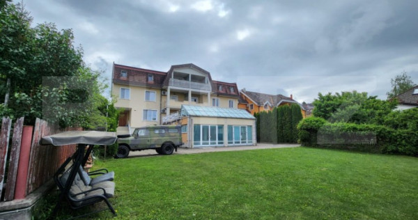 Casa la Platoul Cornesti cu 12 camere cu Piscina Interioara