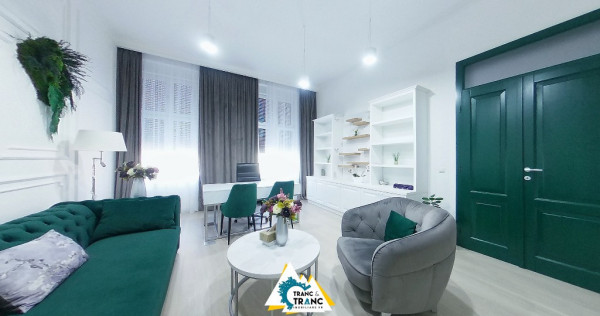 Apartament de lux cu 3 camere și vedere către Bulevardul Revoluției