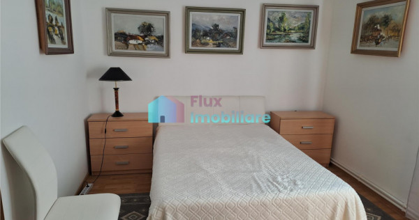 Apartament cu 2 camere zona centrala renovat recent