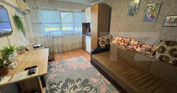 Apartament 3 camere, 50 mp, zona Stadionului Valea Rosie