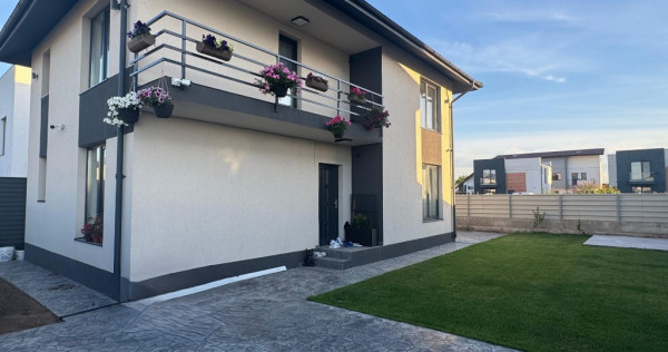 Vila individuala 5 CAMERE/3 BAI/Com.Berceni