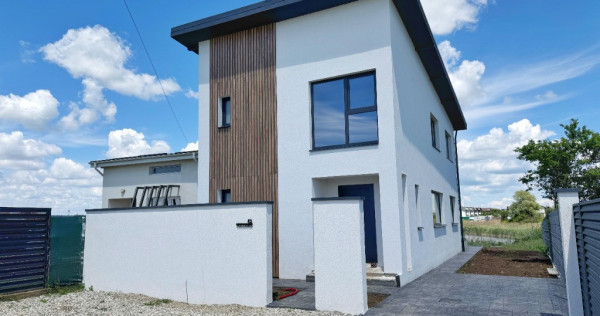 Vila individuală P+1E - 4 camere - 2 băi - teren 476mp - deschidere la