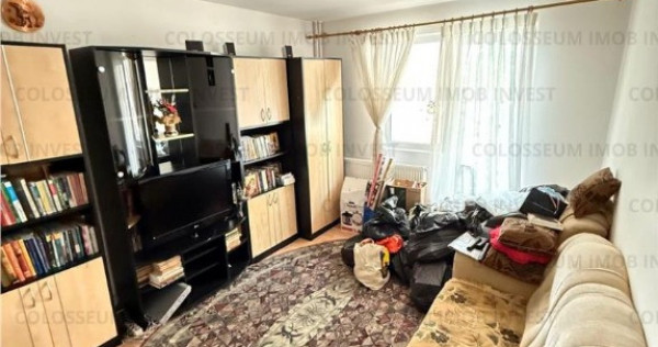 Apartament cu 3 camere, decomandat - zona Astra.