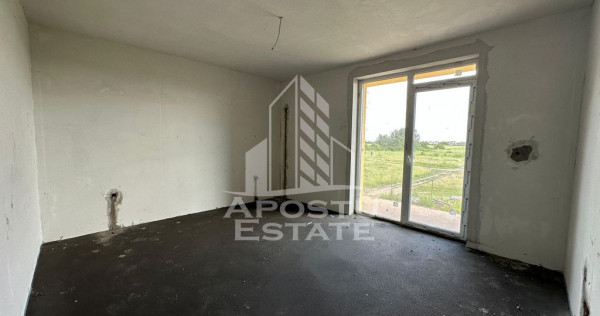 Apartamente cu 2 camere, decomandat, in Giroc zona planet...