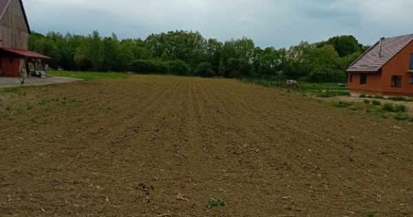 Teren intravilan la 14 km de Brasov in Lunca Calnicului 1853mp