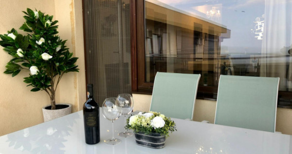 Apartament 3 camere zona Mamaia Nord