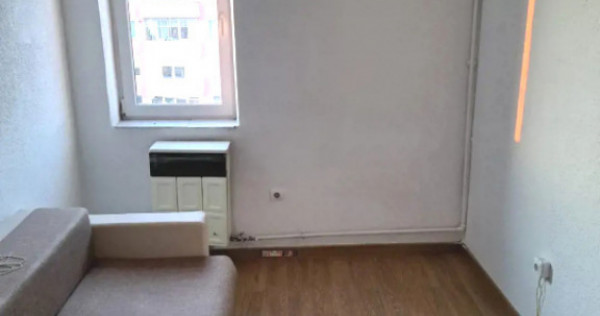 Garsoniera zona Vasile Aaron