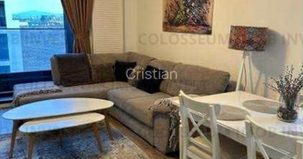 Apartament 2 camere, decomandat - zona Noua.