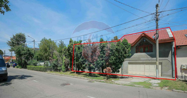 Casă cu 5 camere,489 mp teren de vânzare, în zona Ioș...