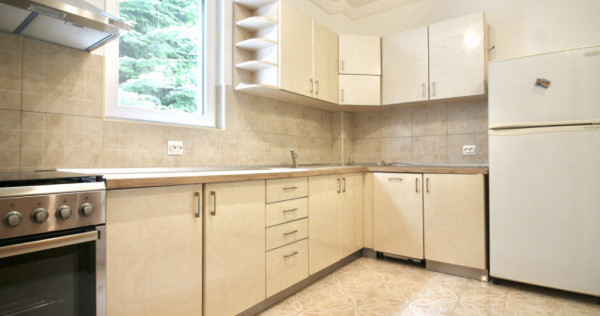 DOROBANTI-ZAMBACCIAN, 4 CAMERE IN VILA, 34 MP, 0% COMISION!