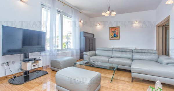 Vila de in Herceg-Novi Muntenegru