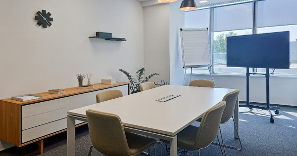 Spațiu de birou privat pentru 4 persoane în Regus City Gate