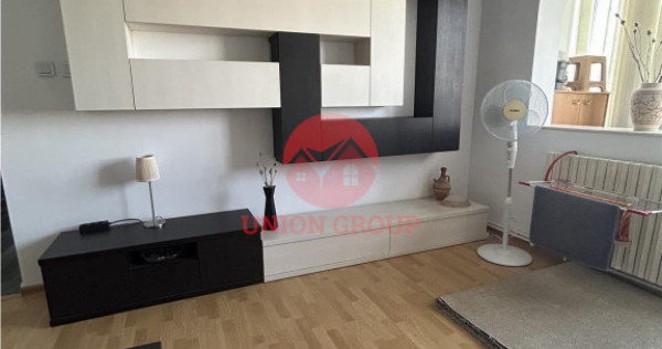 Apartament 3 Camere, Decomandat, Boxa Loc de Parcare, Casa d