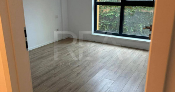 2 Camere Bloc Boutique Crangasi