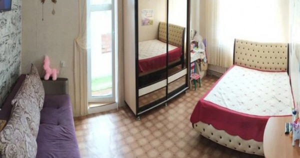 1 camera in zona Punctele Cardinale