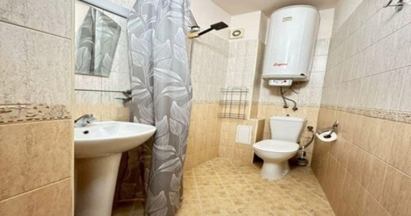 1 camera in zona Lipovei