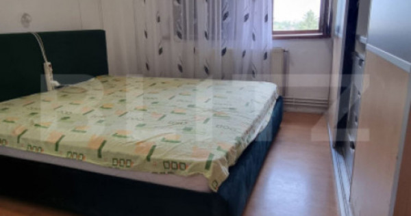 Apartament de vanzare, cu 3 camere, 61 mp, zona semicentrala