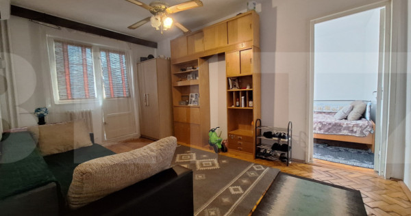 Apartamet de vanzare, cu 3 camere, 46 mp, zona Sagului-SHOPP