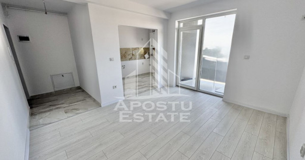Apartament cu 2 camere, bucatarie separata disponibil imediat