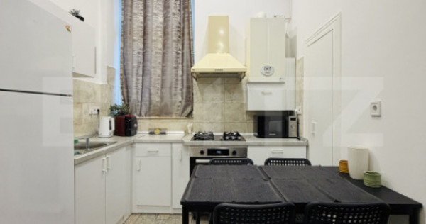 Apartament cu 3 camere, 47 mp, zona Centrala