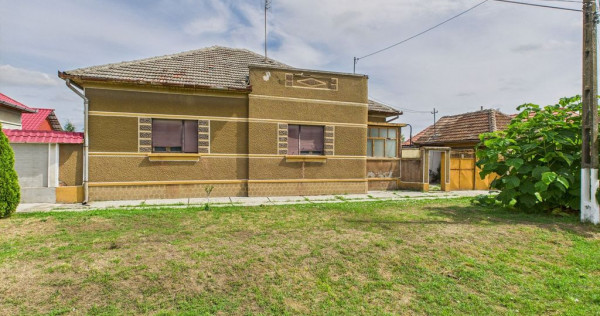 Casă cu teren de 2171 mp, zona centrală Șimand