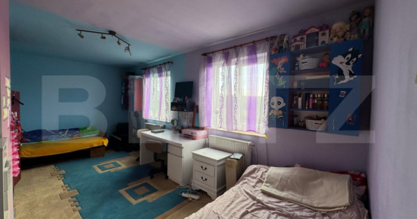 Casa de vanzare, cu 4 camere, 180 mp, in Simeria