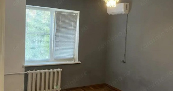 Garsoniera in zona Izvor