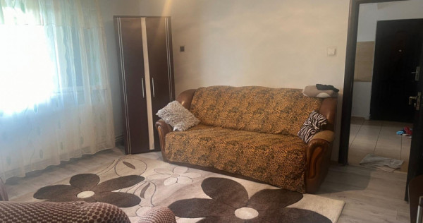 Apartament semidecomandat 55 mp, cv9