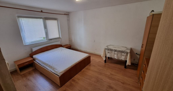 Apartament 3 camere zona Inel 2