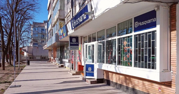 Spatiu comercial de inchiriat 1 Decembrie 1918. Comision ...