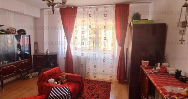 Apartament 3 camere, decomandat - zona Racadau