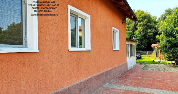 Proprietate in Roznov - Vila si 900 mp teren