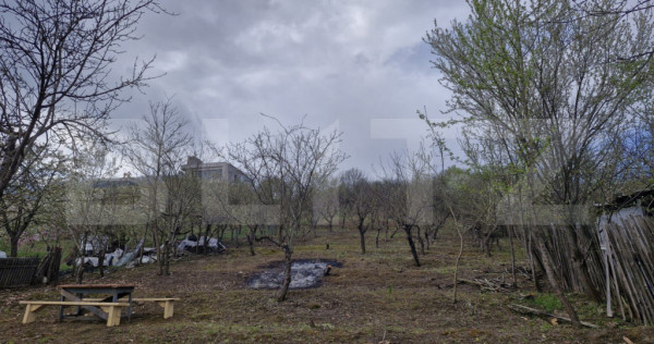 Teren intravilan Viisoara cu panorama asupra orasului. 3000