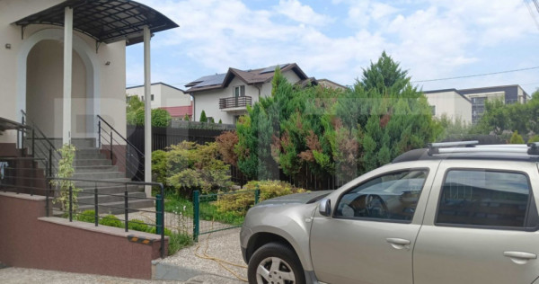 BLITZ &ndash; Apartament 3 camere la parter de vilă | Intrare s