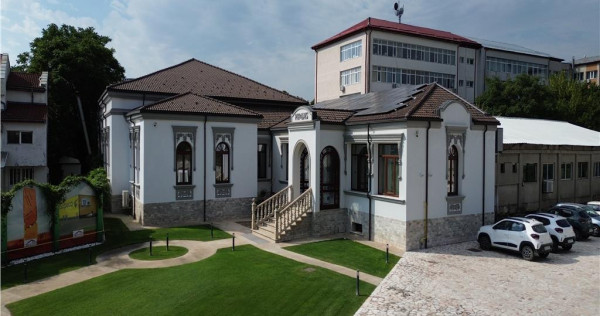 Spatiu Ultracentral 411 mp utili,S P 1,1.500 mp teren, compl