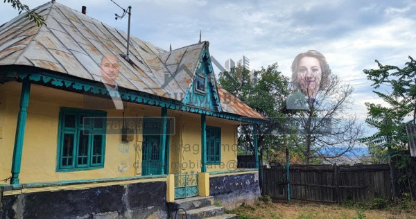 Teren generos 2186 mp cu casă bătrânească – Copăce...