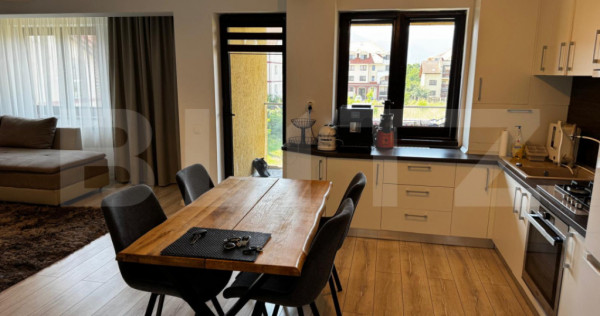 APARTAMENT 3 CAMERE, 2021, ETAJ INTERMEDIAR, ZONA TRACTORUL