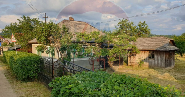 Casa / sura Trestia jud.MM, in suprafata de 116mp / 4000m...