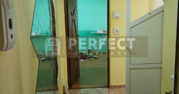 3 camere etaj 1, Malu Rosu la doar 62000 euro!!